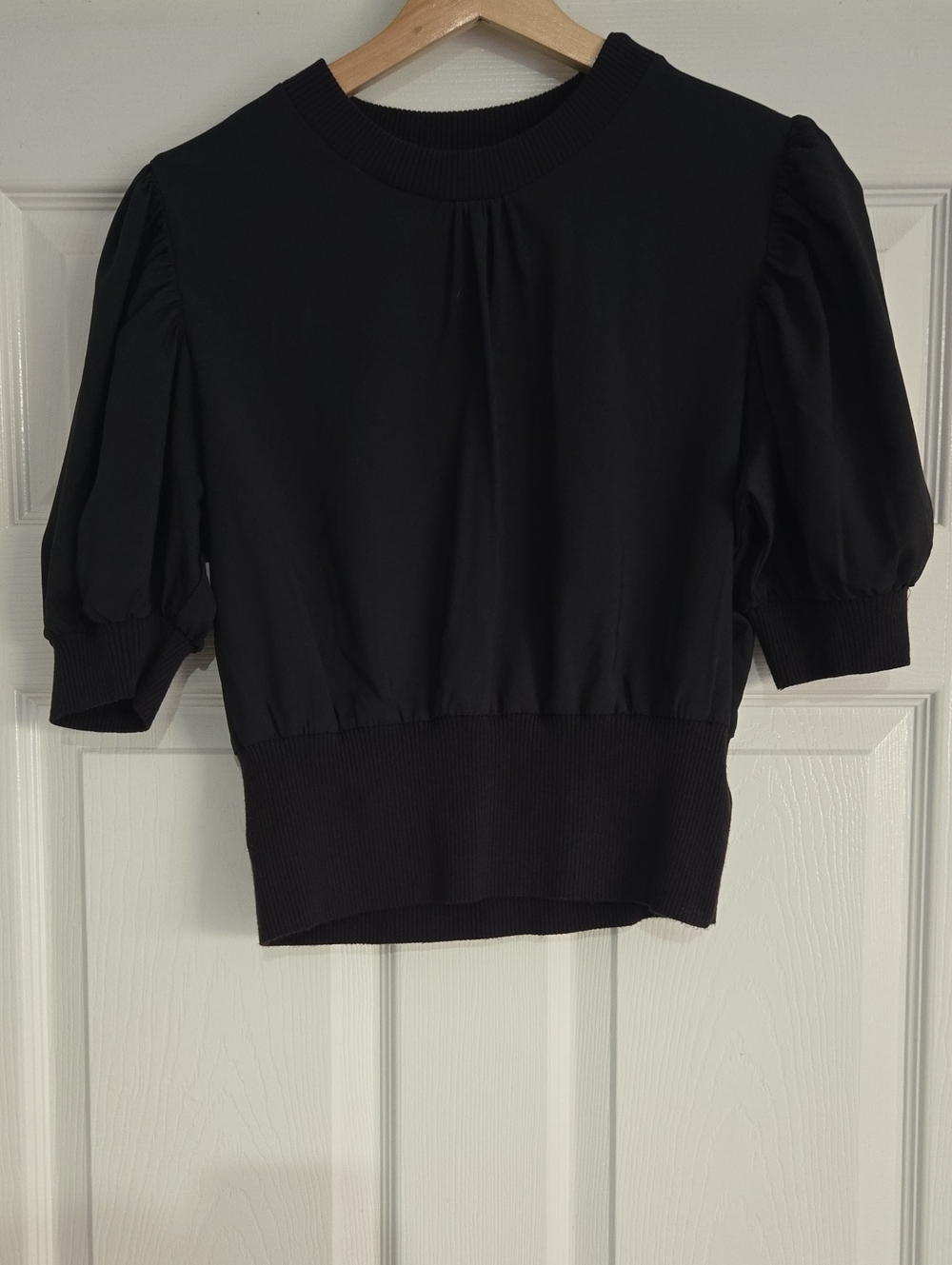 French Connection Medium Black Puff-Sleeve Crop Top